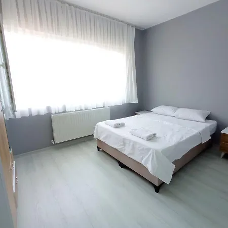 Cute In Historical Area 3b Appartement *